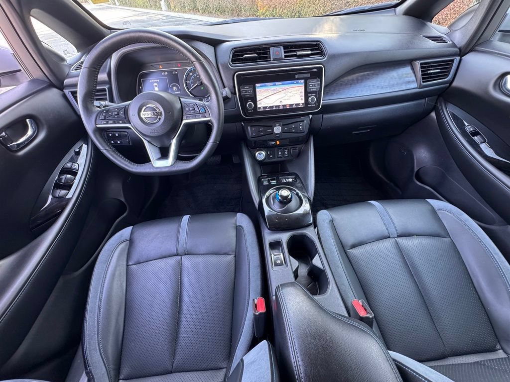 Certified 2018 Nissan Leaf SL w/ SL Technology Package FWD image 19