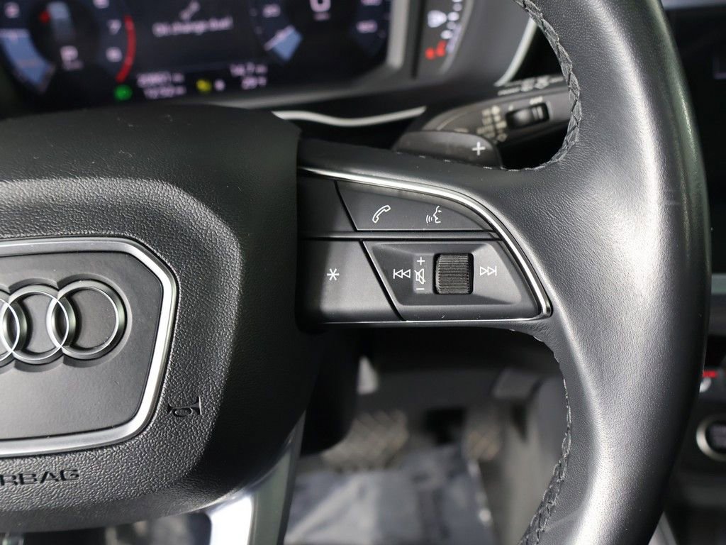 Used 2023 Audi Q3 2.0T Premium image 38