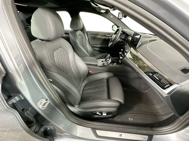 Used 2023 BMW 530i xDrive w/ M Sport Package image 30