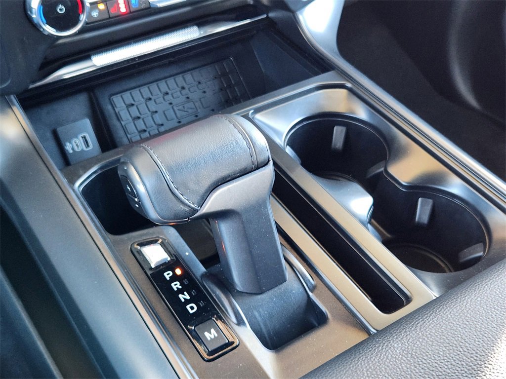 Used 2025 Ford F150 Lariat w/ Equipment Group 501A Mid image 22