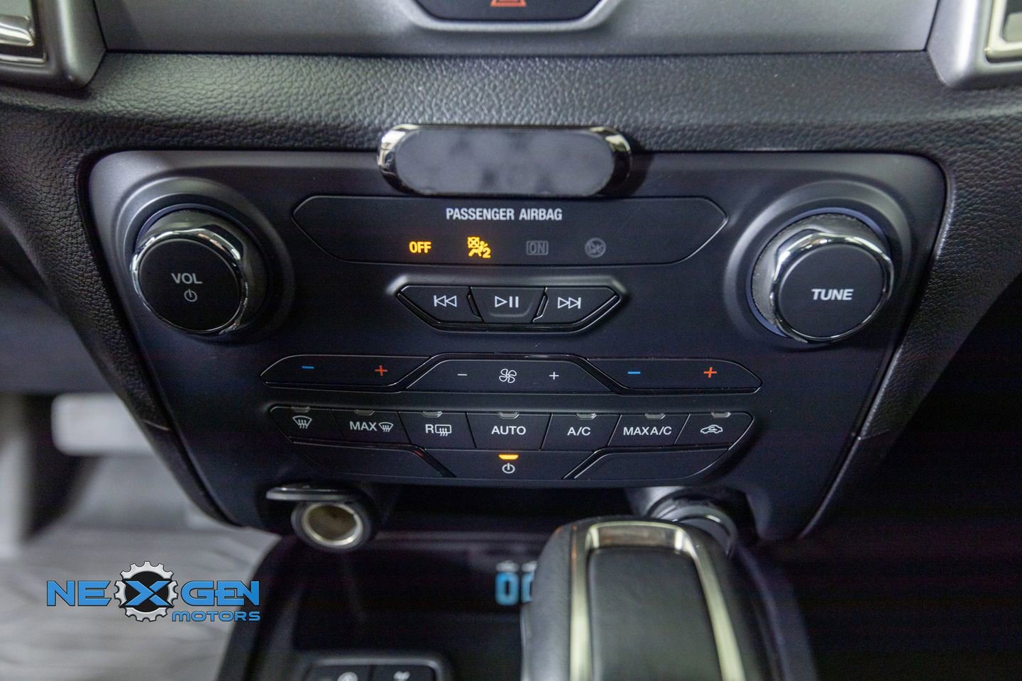 Used 2020 Ford Ranger XLT w/ Equipment Group 301A Mid image 19