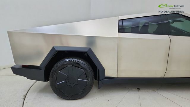 Used 2024 Tesla Cybertruck Cyberbeast AWD/4WD image 12