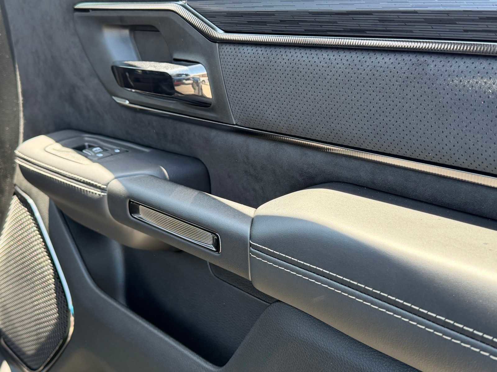 New 2026 RAM 1500 RHO AWD/4WD image 31