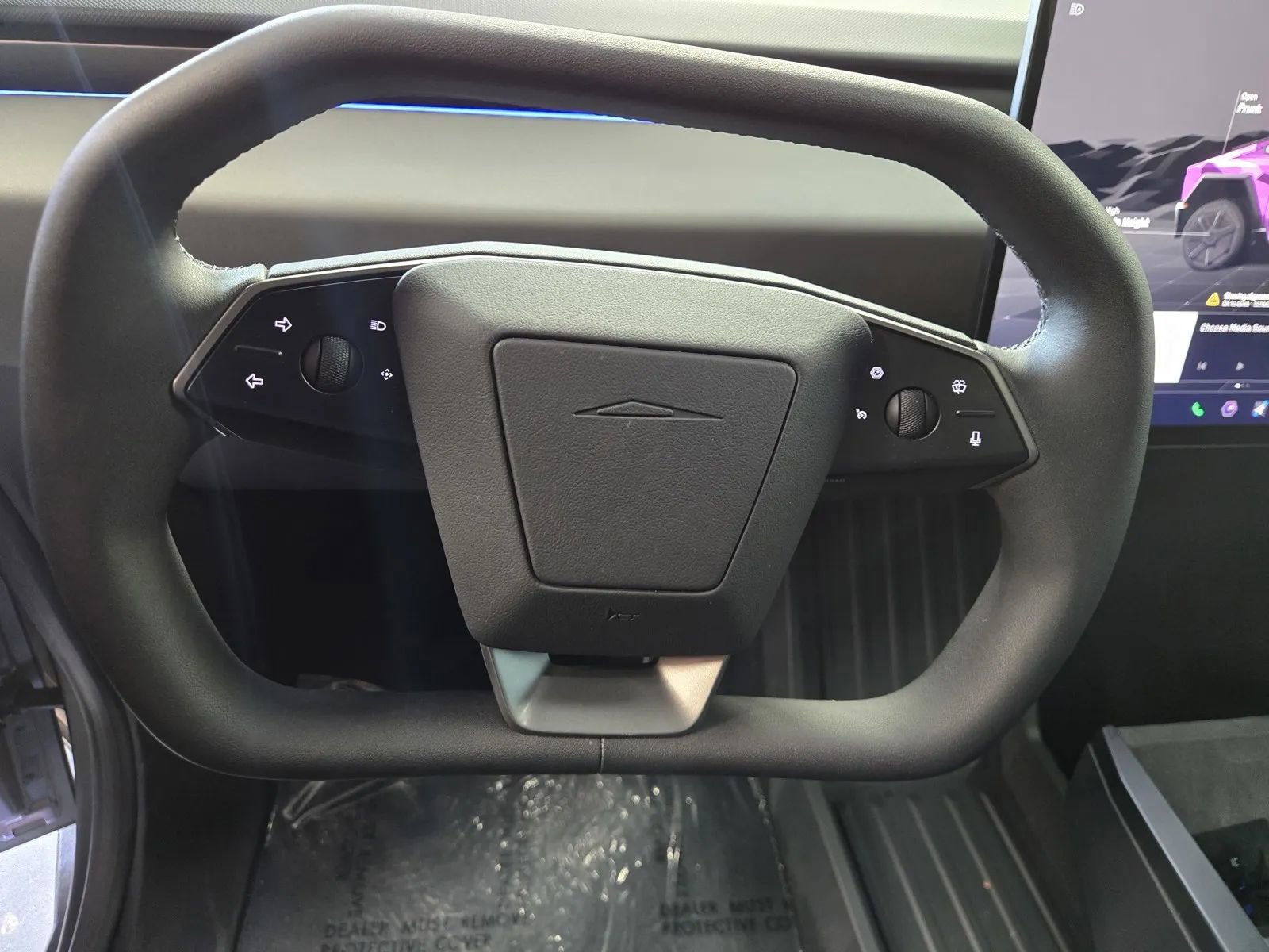 Used 2025 Tesla Cybertruck AWD Crew Cab image 18