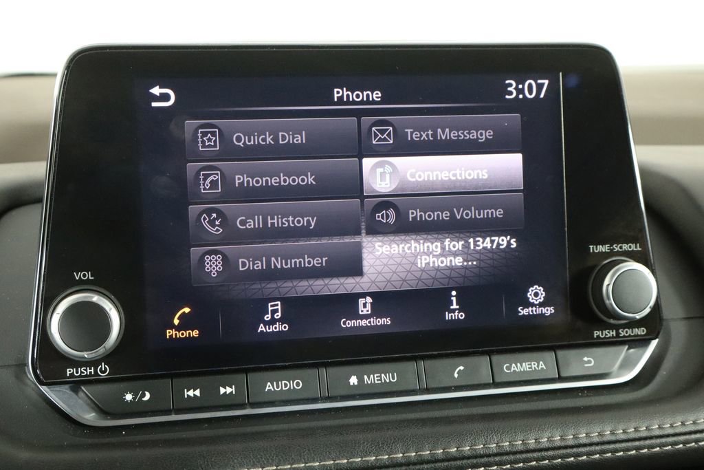 Used 2023 Nissan Rogue S image 33