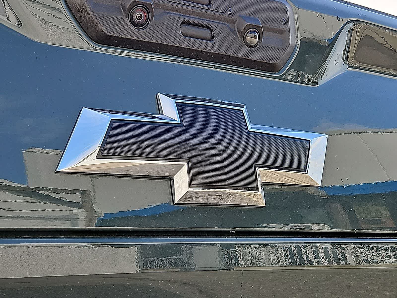 Used 2026 Chevrolet Silverado 2500 ZR2 AWD/4WD image 38
