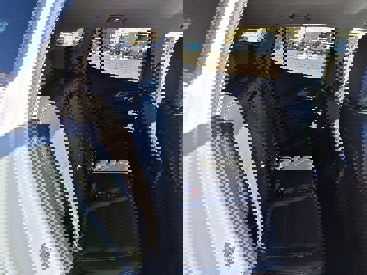 Used 2024 GMC Terrain SLT image 13