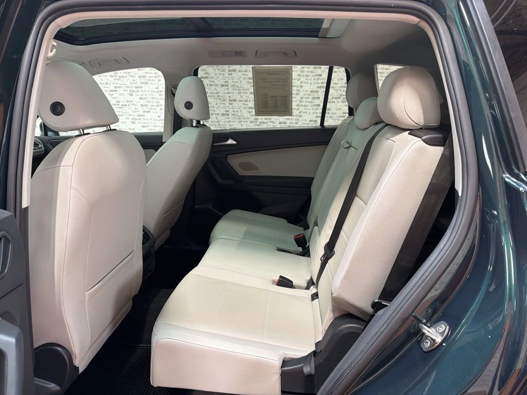 Used 2019 Volkswagen Tiguan SE FWD image 14