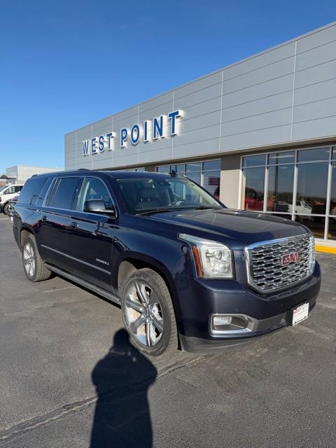 Used 2019 GMC Yukon XL Denali w/ Denali Ultimate Package image 2