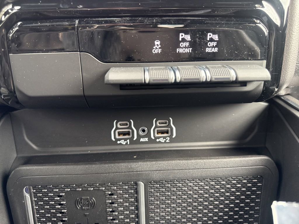 New 2026 RAM 1500 4x4 Crew Cab image 26