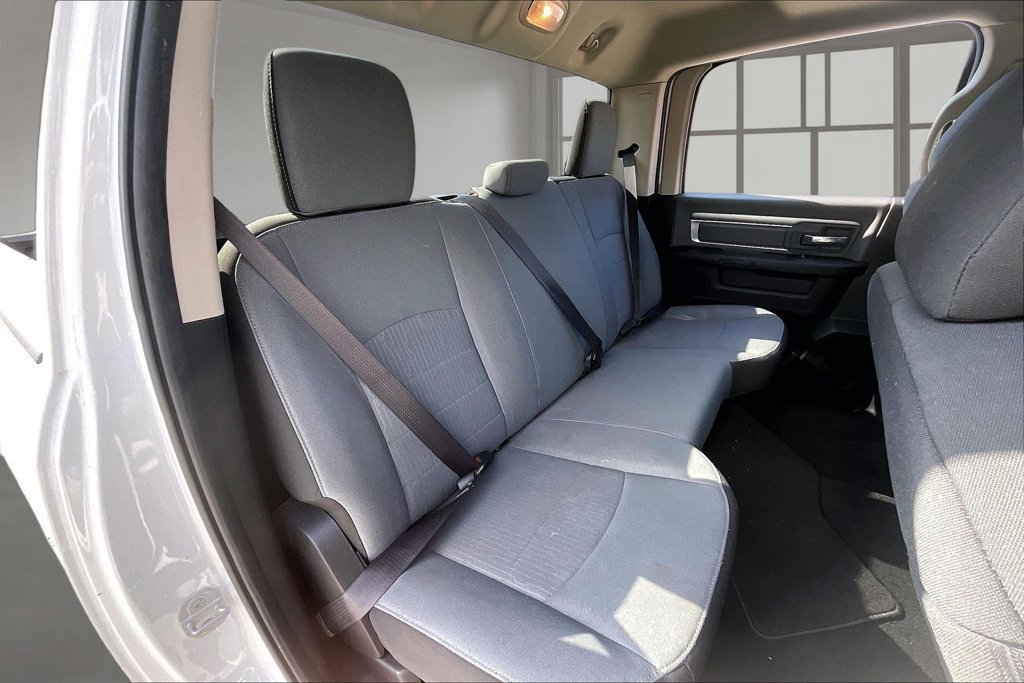 Used 2022 RAM 1500 Classic SLT AWD/4WD image 25