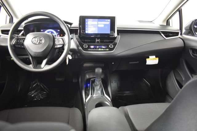 Used 2026 Toyota Corolla LE FWD image 24