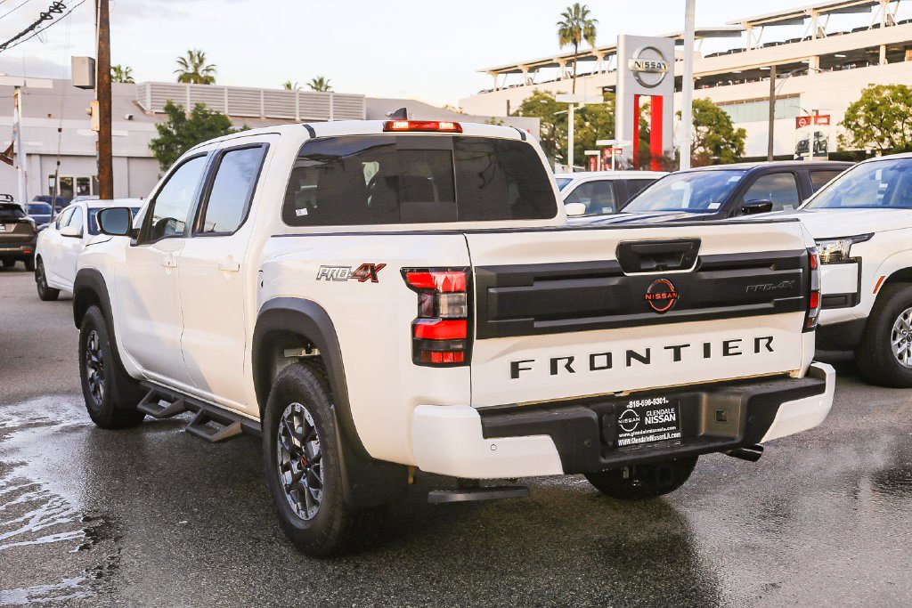 New 2026 Nissan Frontier PRO-4X w/ Tow Package AWD/4WD image 6