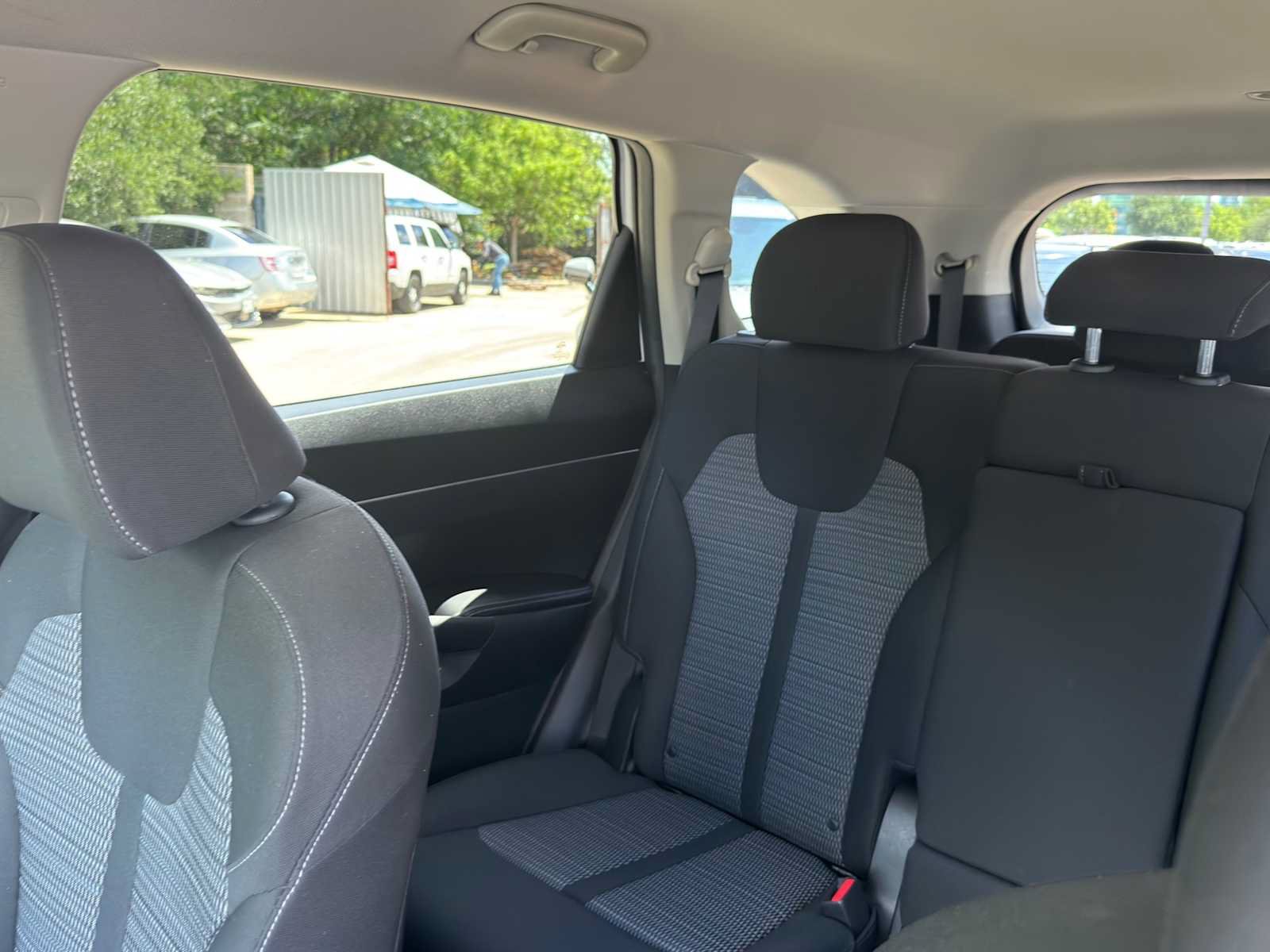 Certified 2023 Kia Sorento LX FWD image 11