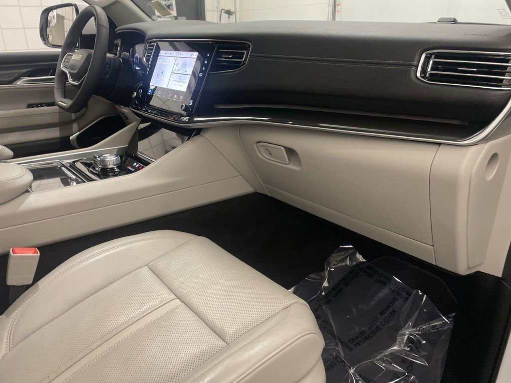 Used 2022 Jeep Wagoneer Series I image 23