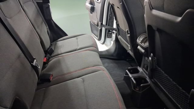 Used 2026 Jeep Wrangler Unlimited Rubicon AWD/4WD image 14