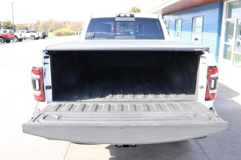 Used 2022 RAM 2500 Laramie w/ Night Edition image 9