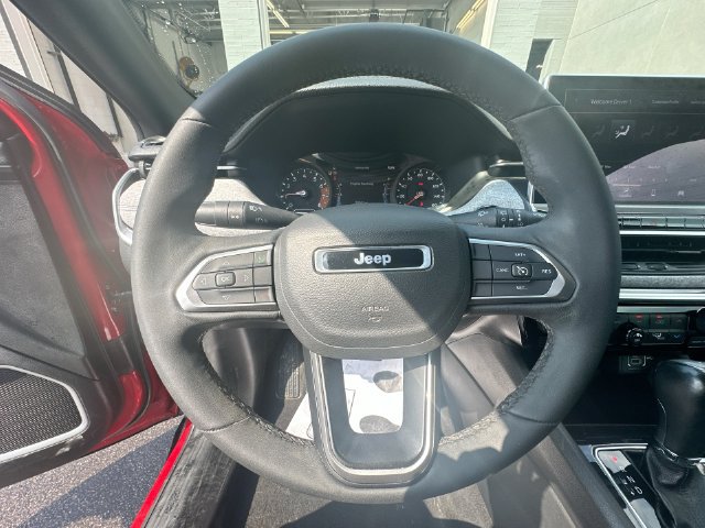 Certified 2023 Jeep Compass Latitude w/ Convenience Group AWD/4WD image 17