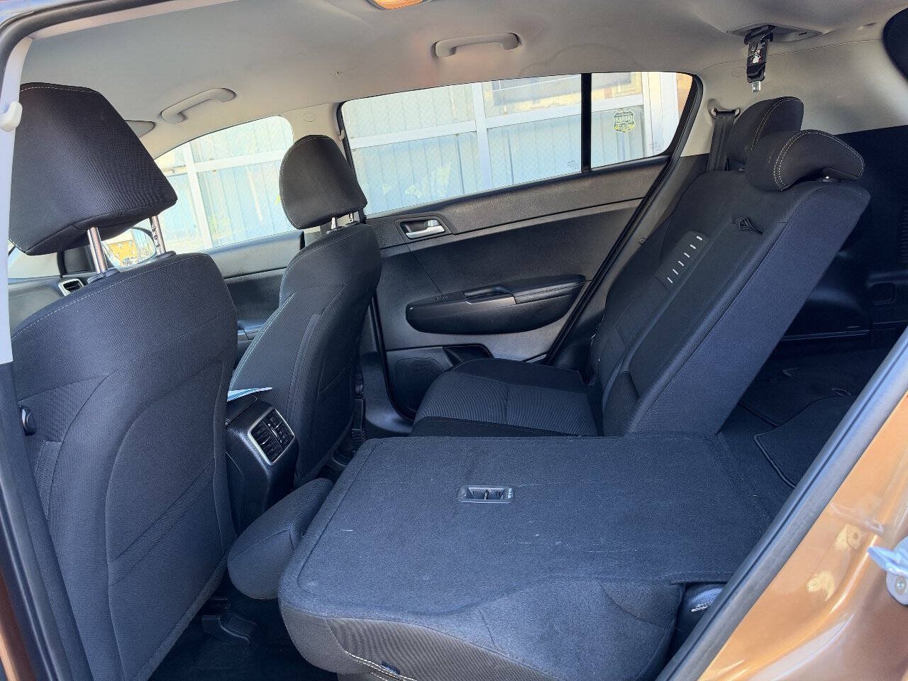 Used 2018 Kia Sportage LX FWD image 16