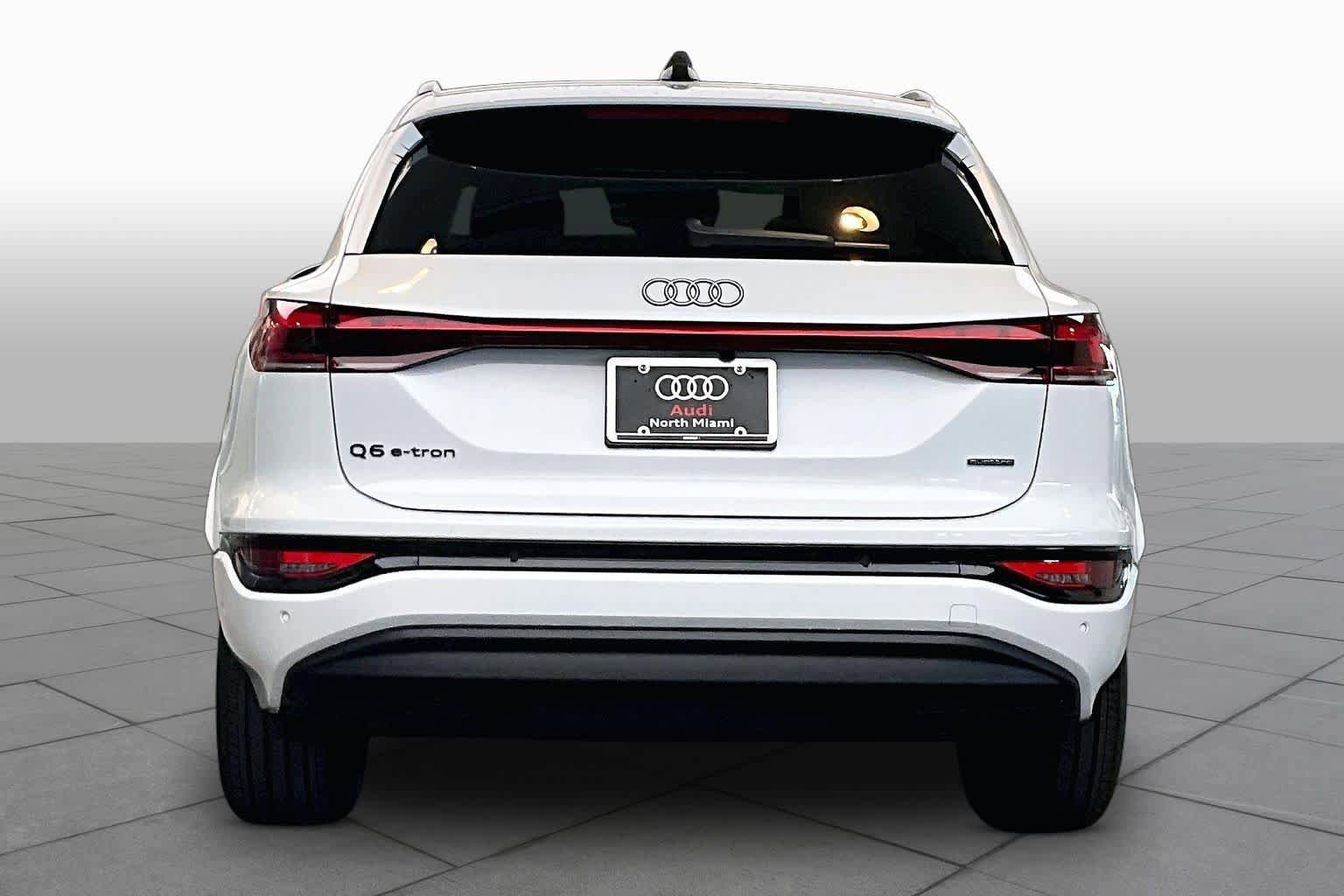 New 2027 Audi Q6 e-tron Premium AWD/4WD image 4