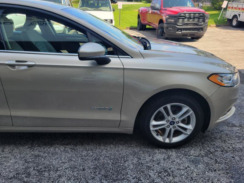 Used 2018 Ford Fusion S FWD image 14