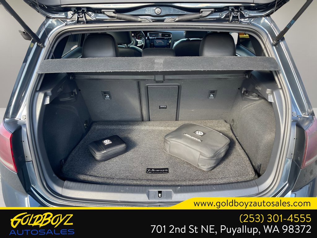 Used 2021 Volkswagen GTI SE image 17