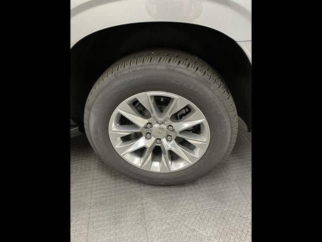 New 2026 Chevrolet Suburban Premier AWD/4WD image 43