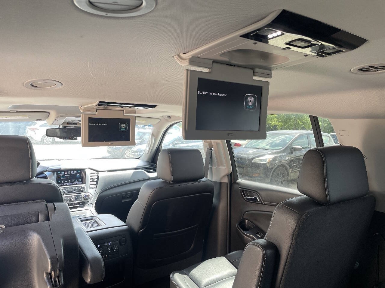 Used 2016 Chevrolet Suburban LTZ AWD/4WD image 29