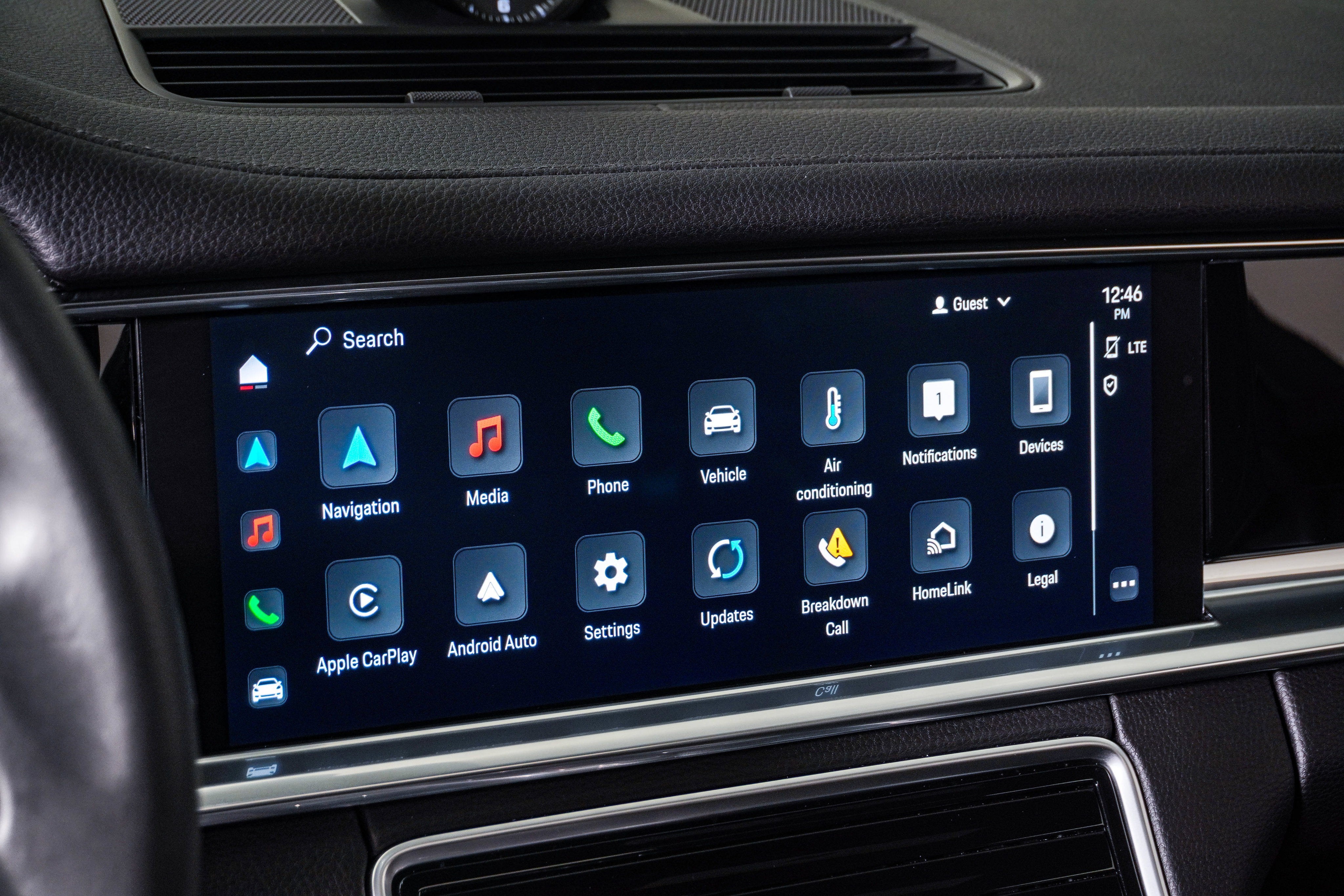 Certified 2023 Porsche Panamera image 23