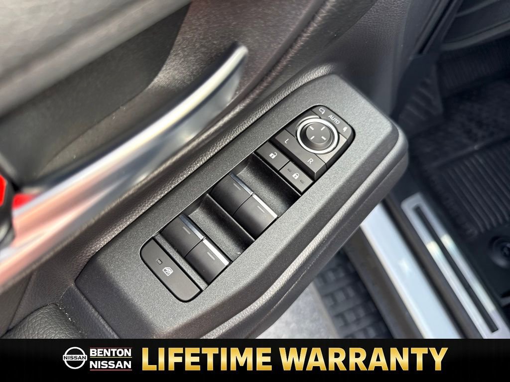 Used 2024 Toyota Land Cruiser image 14