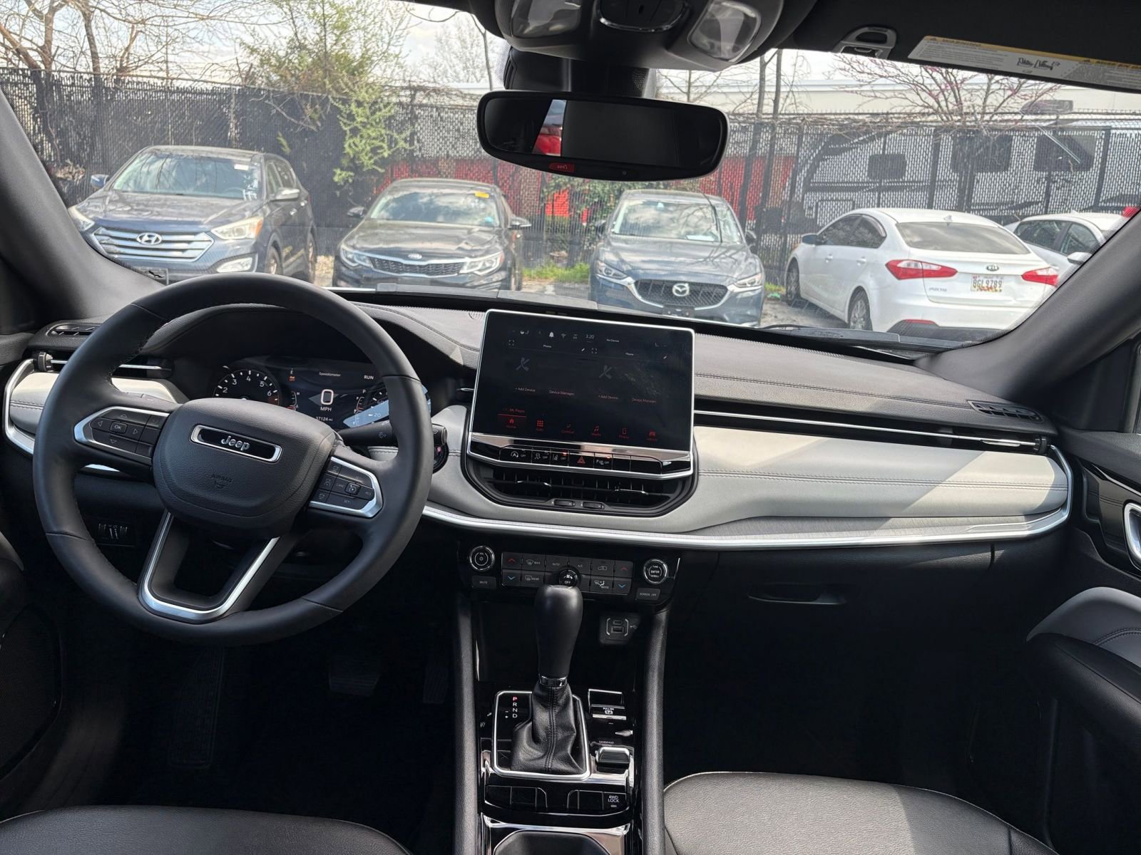 Used 2025 Jeep Compass Limited AWD/4WD image 33