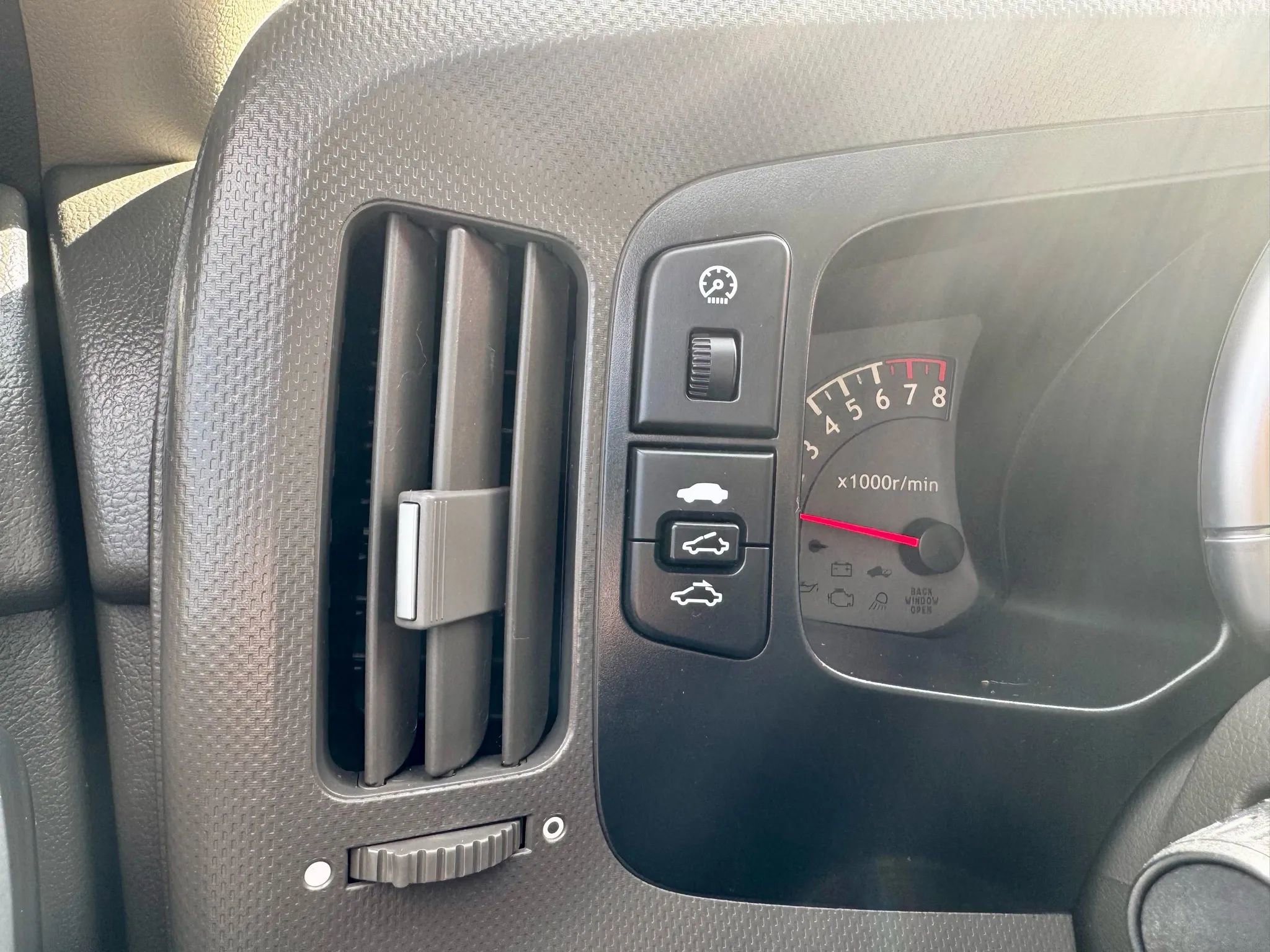 Used 2006 Honda Ridgeline RTL image 16