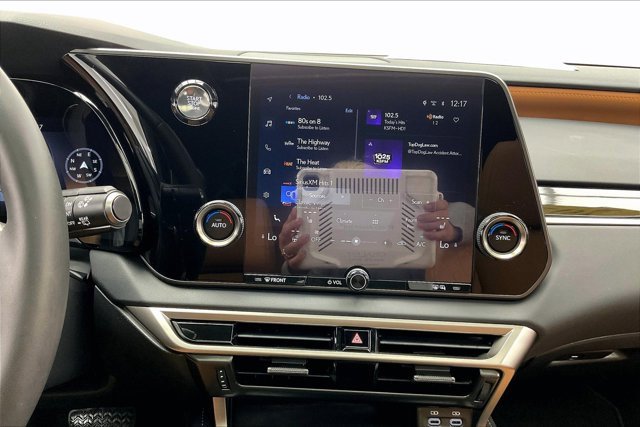 Used 2025 Lexus RX 350 FWD image 5