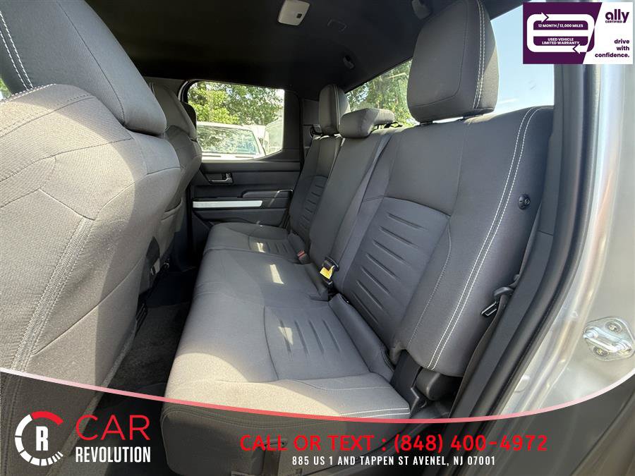Used 2024 Toyota Tacoma TRD Off-Road AWD/4WD image 27