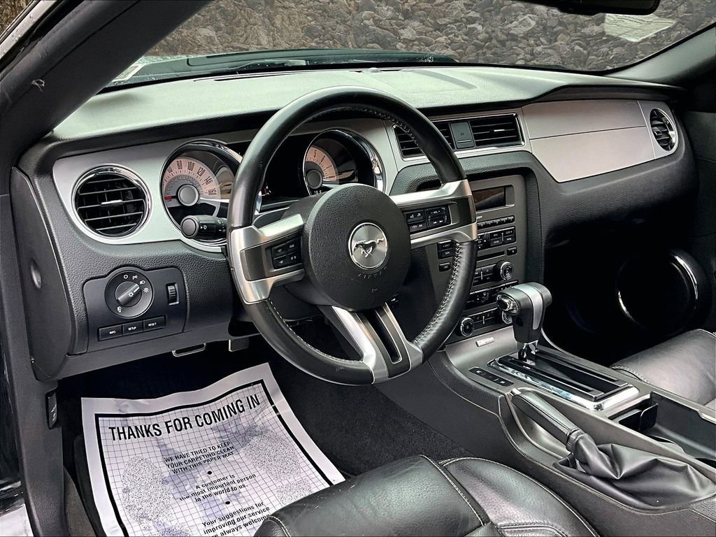 Used 2011 Ford Mustang GT Premium w/ Comfort Pkg image 12