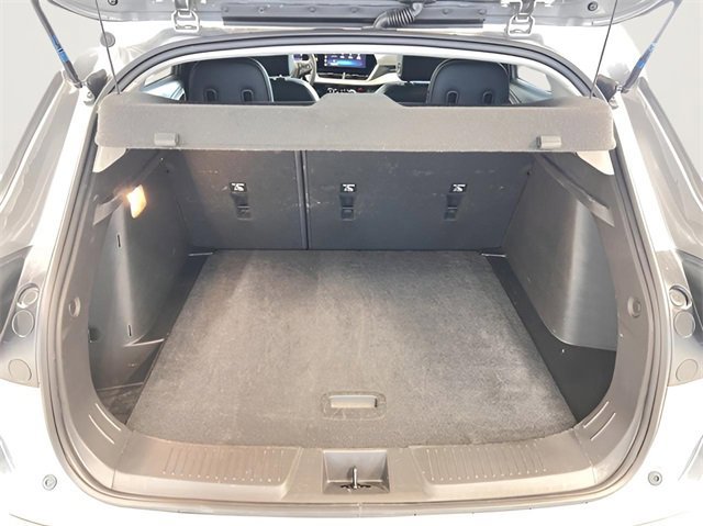 Certified 2025 Chevrolet Trax LT image 9