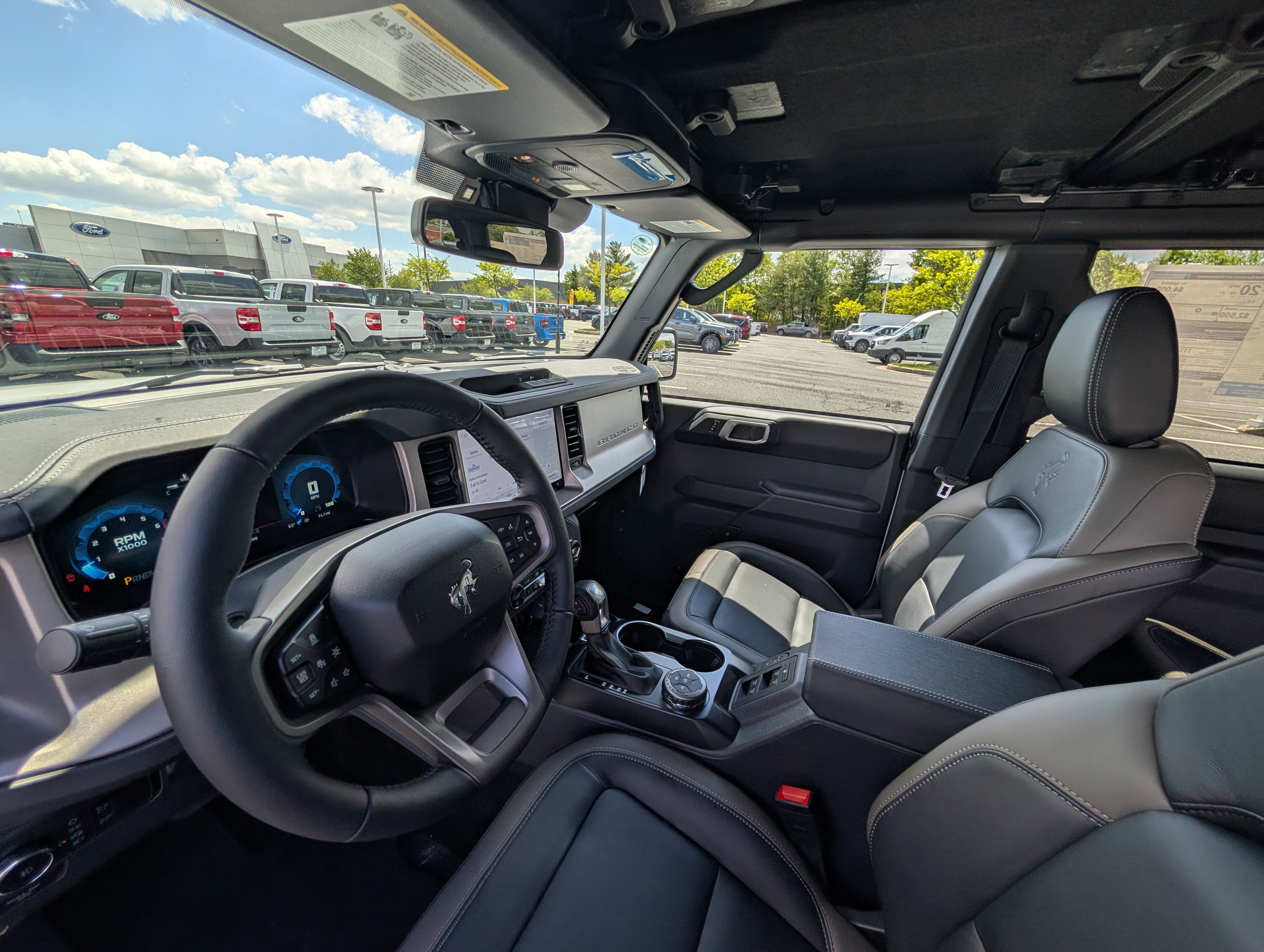New 2026 Ford Bronco Outer Banks AWD/4WD image 10