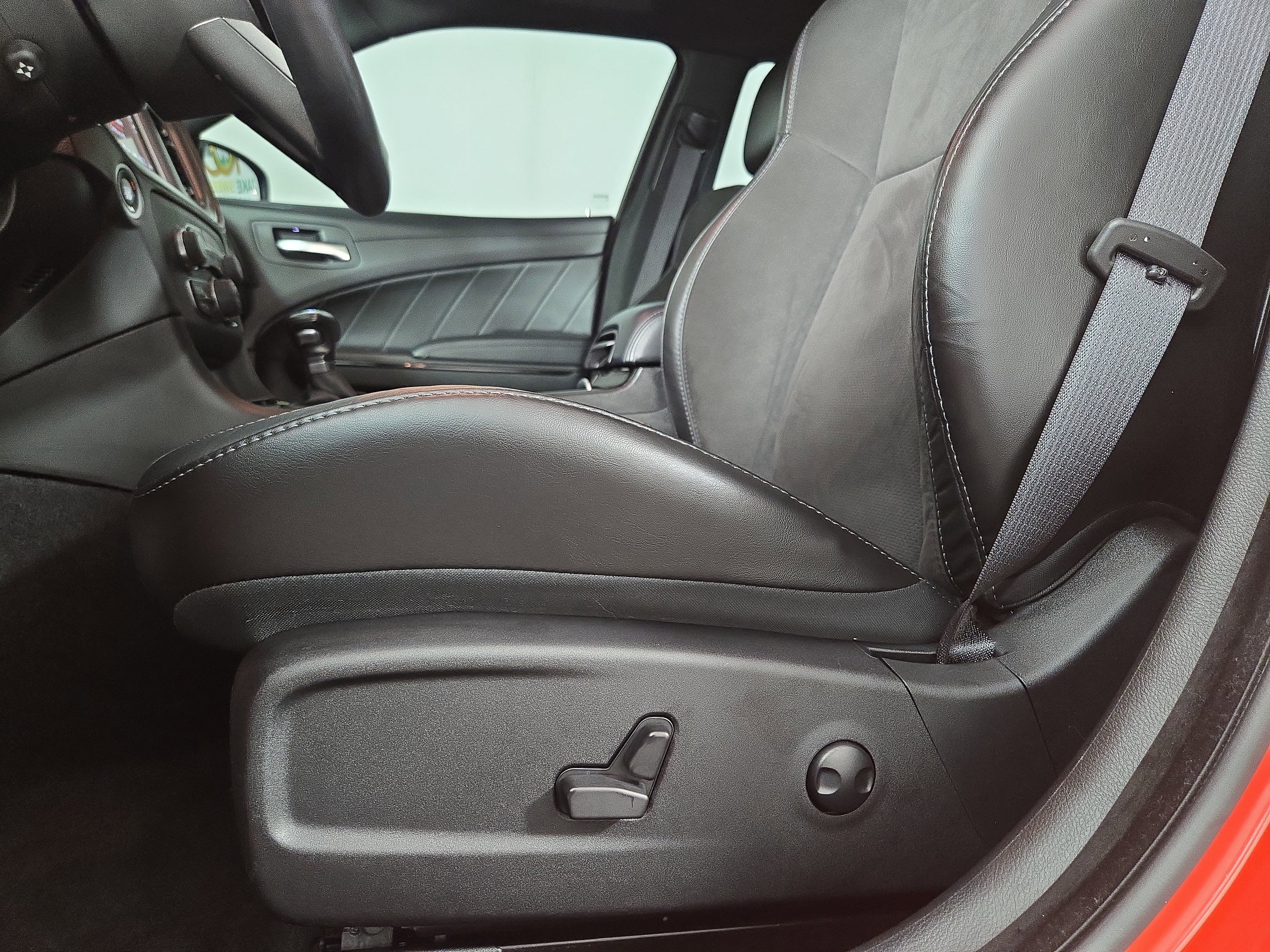 Certified 2023 Dodge Charger R/T w/ Plus Group image 32