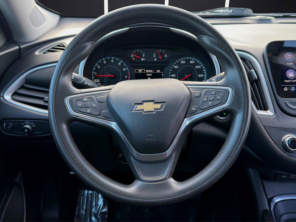 Used 2022 Chevrolet Malibu LT image 17