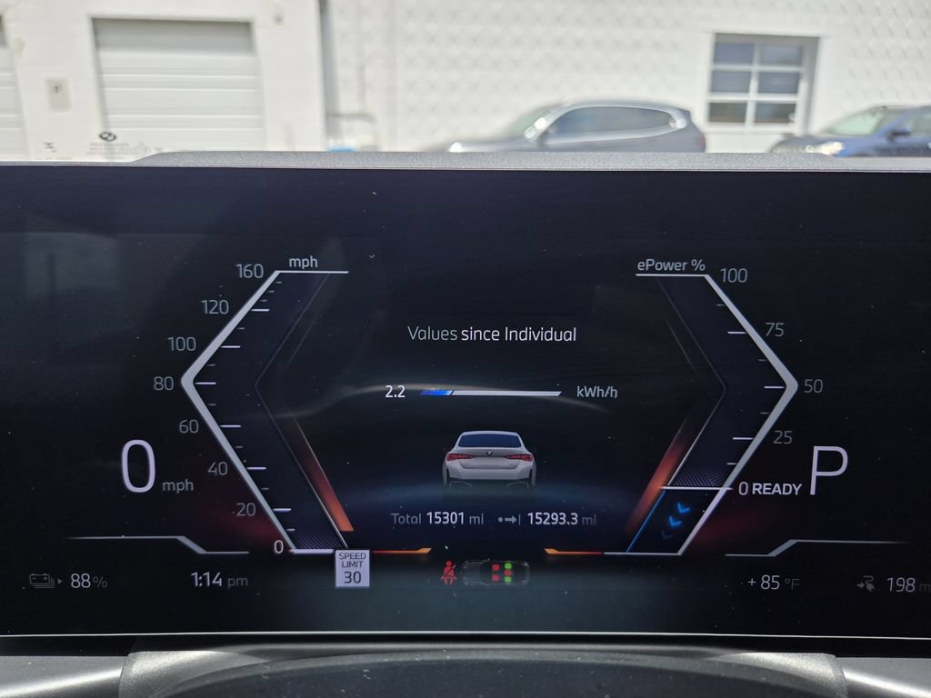 Certified 2025 BMW i4 xDrive40i AWD/4WD image 17