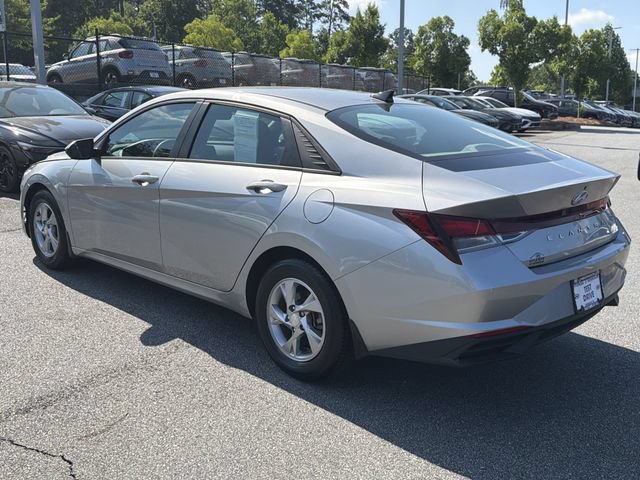 Certified 2022 Hyundai Elantra SE FWD image 5