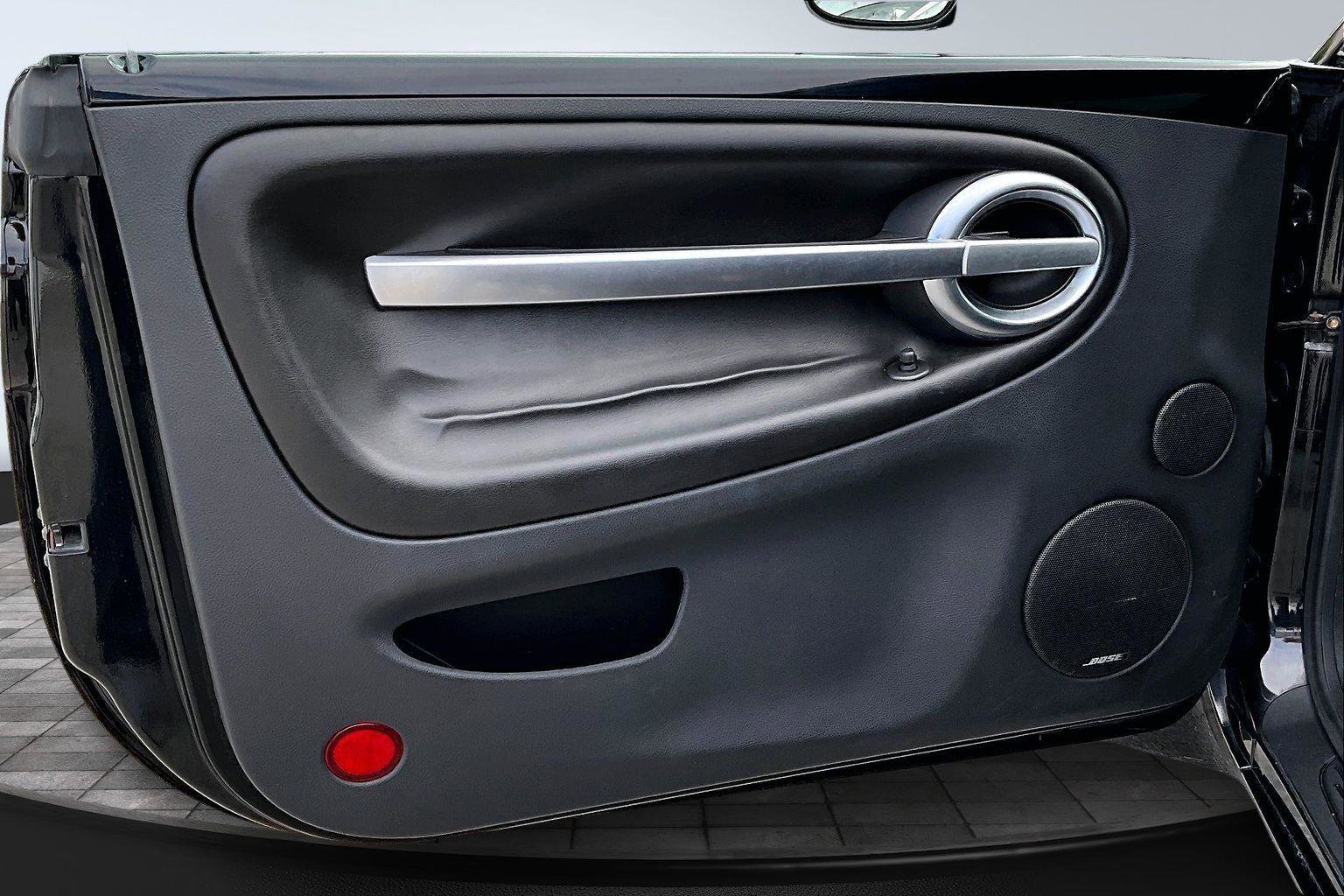 Used 2006 Chevrolet SSR w/ Preferred Equipment Group image 17