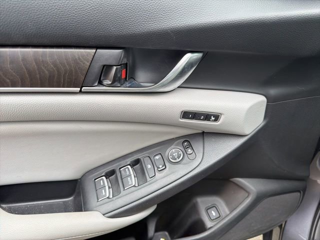 Used 2018 Honda Accord EX-L image 6