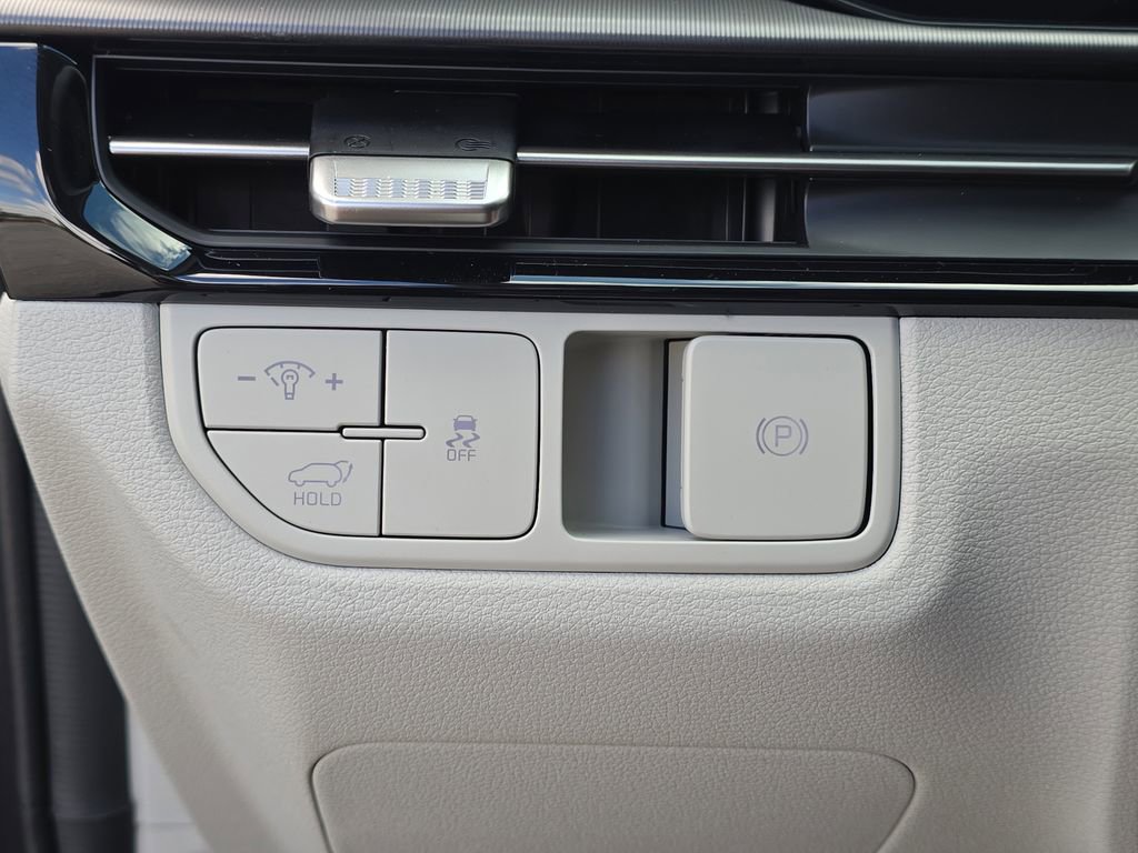 New 2026 Kia Sportage SX image 29