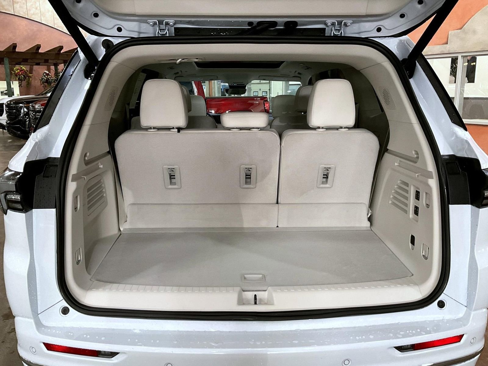 New 2026 Buick Enclave Avenir w/ Super Cruise Package image 22