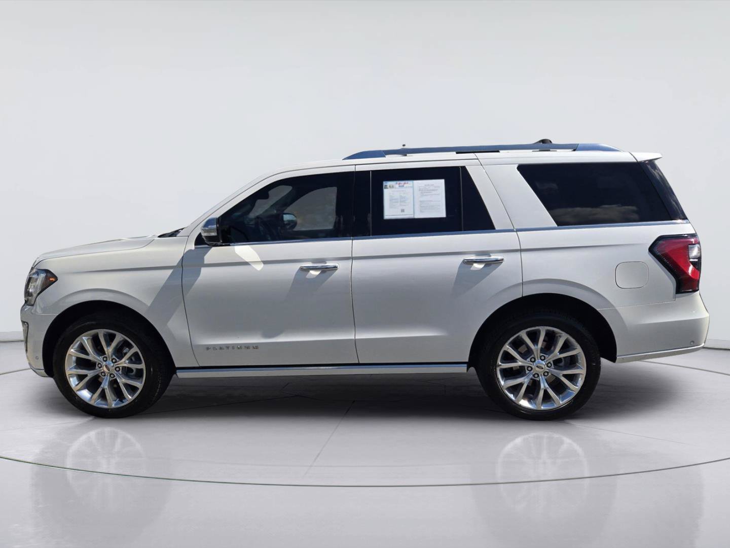Used 2019 Ford Expedition Platinum RWD image 5