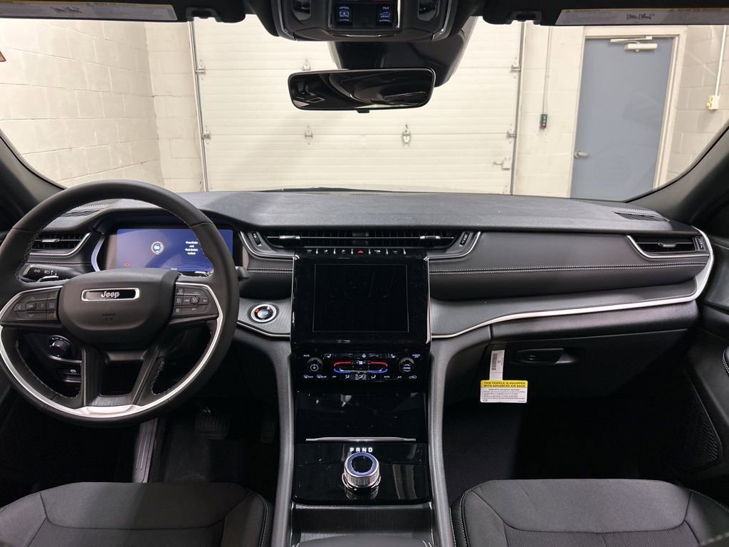 New 2026 Jeep Grand Cherokee Laredo X AWD/4WD image 18
