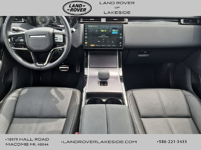 Used 2026 Land Rover Range Rover Velar Dynamic SE AWD/4WD image 14
