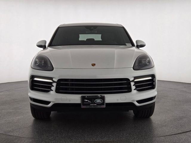 Used 2023 Porsche Cayenne image 8