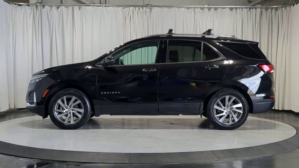 Used 2024 Chevrolet Equinox Premier AWD/4WD image 6
